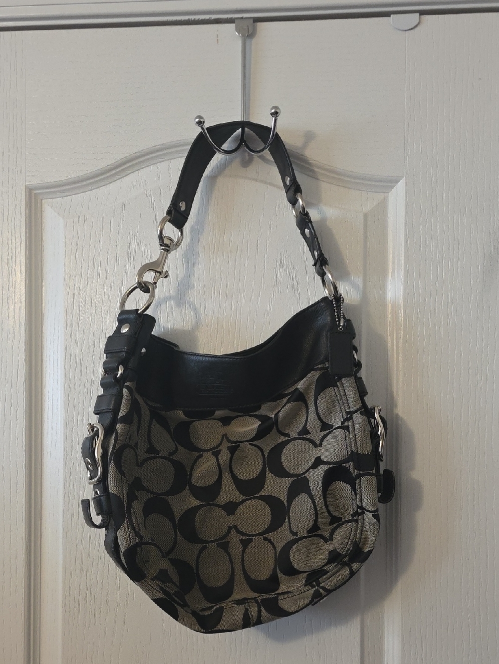 Coach Signature Pattern Black & Tan Shoulder Bag